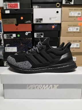 Adidas Ultraboost 1.0 DNA in the 'Oreo Toe' - Sz 12